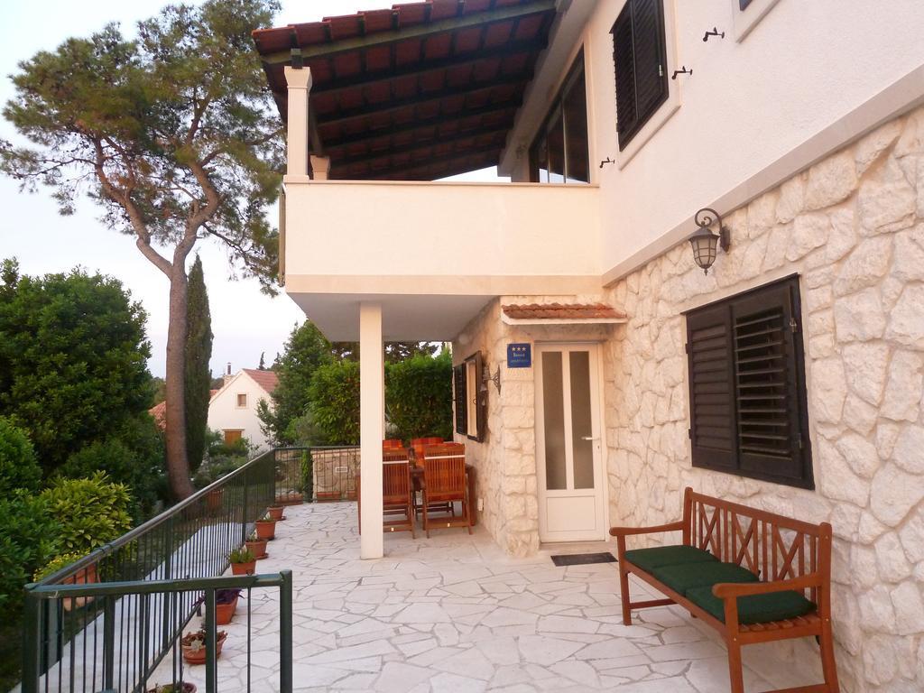 Apartment Vanda Splitska Zewnętrze zdjęcie