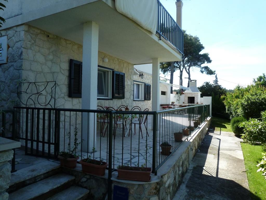 Apartment Vanda Splitska Zewnętrze zdjęcie