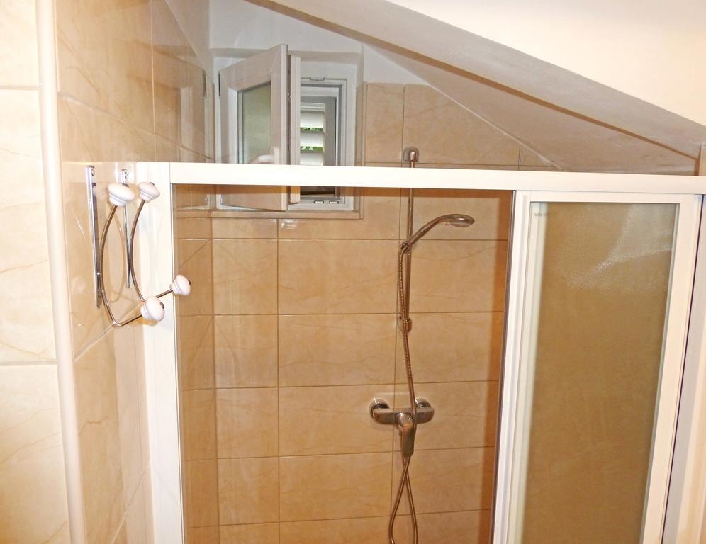 Apartment Vanda Splitska Zewnętrze zdjęcie